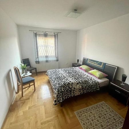 Apartman Centar SJJ Exteriör bild